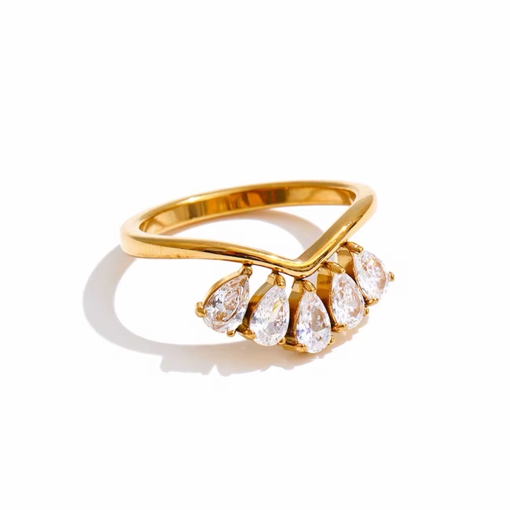 18K Gold Plated Teardrop Cubic Zirconia Ring - Stainless Steel